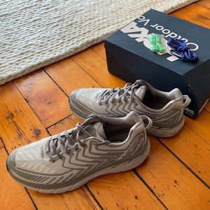 HOKA Clifton 4 (OV collab) - 10.5M, like new!